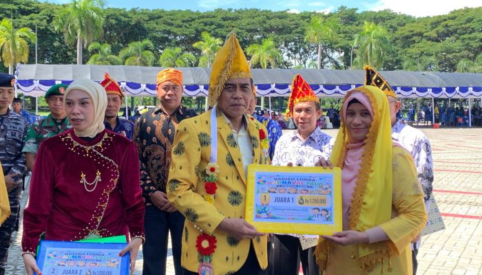Bupati Pimpin Upacara Hardiknas 2026 di Parimo, TK Negeri 1 Parigi Juara Karnaval PAUD