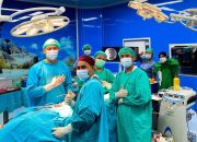 H+1 Pascagempa, Tim Bedah RSUD Anuntaloko Berhasil Selesaikan Operasi Tulang Belakang Selama Enam Jam