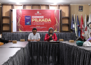 KPU Parimo Tingkatkan Literasi Demokrasi Melalui Bedah Buku Pilkada di Persimpangan Jalan Demokrasi