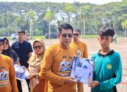Seragam Gratis Diperluas ke Madrasah, Bupati Parimo Siapkan Program Lanjutan pada 2027
